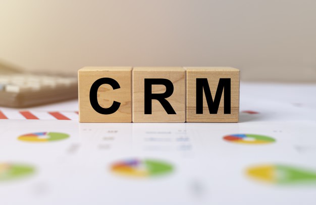 How to Close Real Estate Deals with a CRM